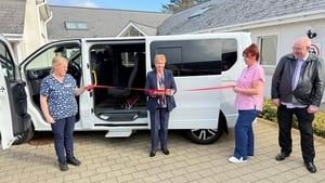 Pacáiste ó Áras Ghaoth Dobhair. show image