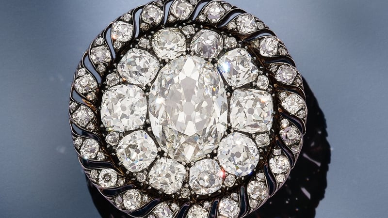The brooch, made of nearly 100 diamonds, was left behind after the emperor fled Waterloo's battlefield to return to Paris