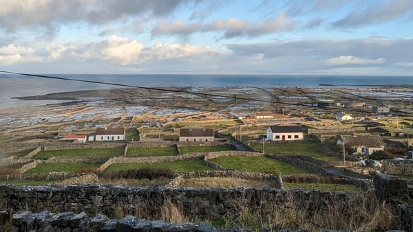 Inis Oírr- pic le Aedín Ní Thiarnaigh