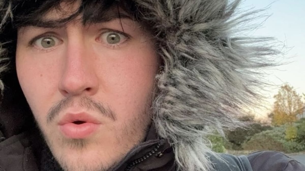 Kyle Sonny, bainisteoir imeachtaí in Áras na nGael.