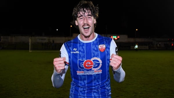 24 October 2025; Joe Hanson of Treaty United celebrates after the SSE Airtricity Men's First Division play-off semi-final first leg match between Treaty United and Cobh Ramblers at Markets Field in Limerick. Photo by John Sheridan/Sportsfile 24 October 2025; Joe Hanson of Treaty United celebrates after the SSE Airtricity Men's First Division play-off semi-final first leg match between Treaty United and Cobh Ramblers at Markets Field in Limerick. Photo by John Sheridan/Sportsfile