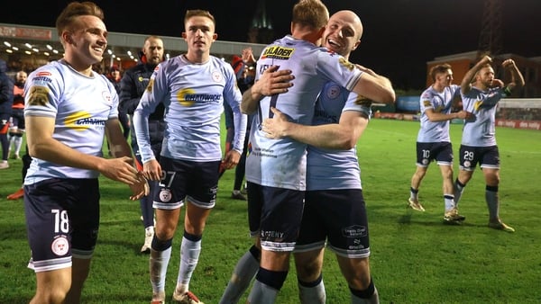26 October 2025; Shelbourne players celebrate after their side's victory in the SSE Airtricity Men's Premier Division match between Bohemians and Shelbourne at Dalymount Park in Dublin. Photo by Thomas Flinkow/Sportsfile