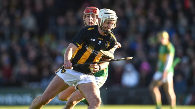 Shane Clavin raised a green flag for Castletown-Geoghegan with a minute on the clock