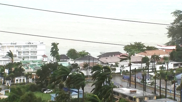 Hurricane Melissa bears down on Jamaica