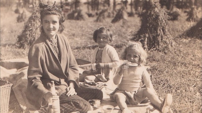 Letters from The Blitz Helen Ramsey Turtle with her two daughters (Image credit: Julie Turtle Mackie