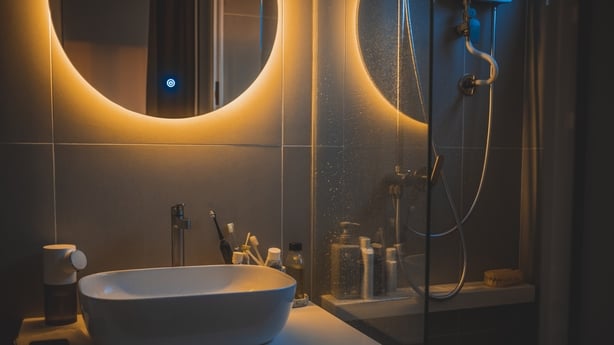 bathroom mirror with cosy backlight
