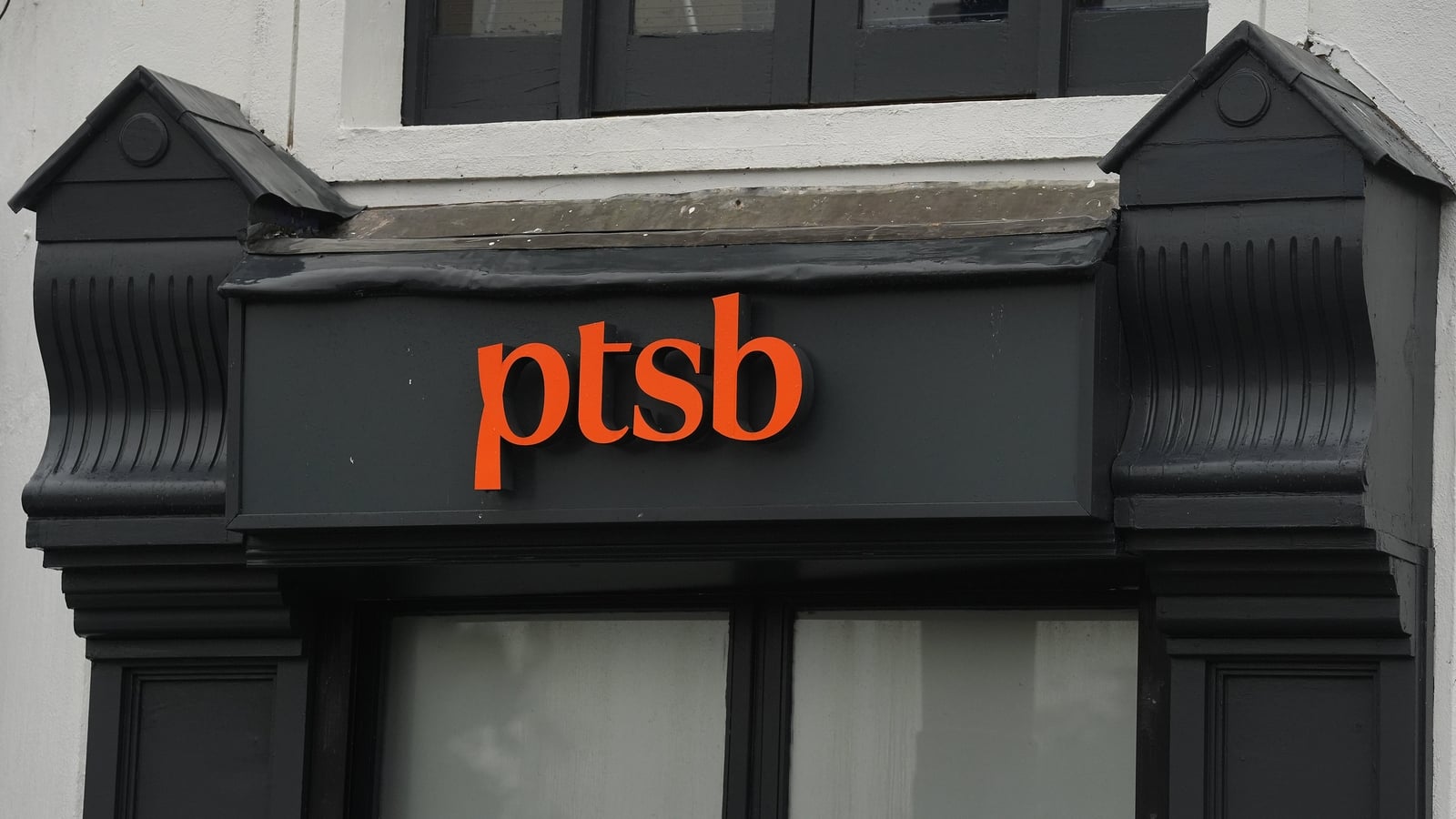 PTSB confirms Lone Star among potential bidders