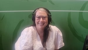 Sinéad Ní Uallacháin show image