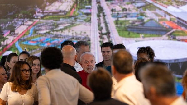 Luiz Inacio Lula da Silva, Brazil's president, center, during a presentation at the Green Zone of Parque da Cidade, the main venue for the COP30 summit, in Belem, Para state, Brazil, on Friday, Oct. 3, 2025. Brazil prepares to welcome tens of thousands of