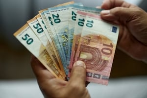 Pricewatch show image