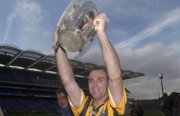 14 September 2003; DJ Carey, Kilkenny captain, celebrates with the Liam MacCarthy cup at the end of the game after victory over Cork. Guinness All-Ireland Senior Hurling Championship Final, Kilkenny v Cork, Croke Park, Dublin. Picture credit; David Maher / SPORTSFILE *EDI*