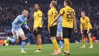 MANCHESTER, ENGLAND - NOVEMBER 05: Erling Haaland of Manchester City celebrates after scoring a goal to make it 2-0 during the UEFA Champions League 2025/26 League Phase MD4 match between Manchester City and Borussia Dortmund at City of Manchester Stadium