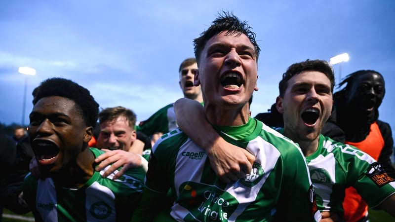 A youthful Bray Wanderers side are looking to cause a shock by securing promotion and relegating Waterford