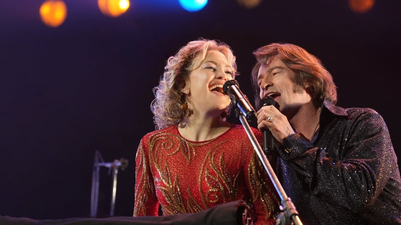 Kate Hudson and Hugh Jackman star in Song Sung Blue