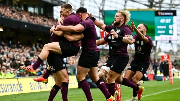 6 November 2021; Jonathan Sexton of Ireland, left, is congratulated by team-mates after scoring his side's fifth try during the Autumn Nations Series match between Ireland and Japan at Aviva Stadium in Dublin. Photo by David Fitzgerald/Sportsfile