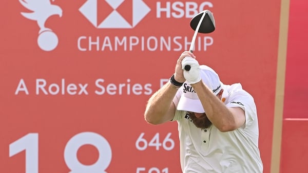 ABU DHABI, UNITED ARAB EMIRATES - NOVEMBER 07: Shane Lowry of Ireland reacts to his tee shot on the 18th hole on day two of the Abu Dhabi HSBC Championship 2025 at Yas Links Golf Course on November 07, 2025 in Abu Dhabi, United Arab Emirates. (Photo by Ro