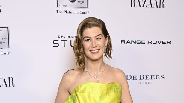 LONDON, ENGLAND - NOVEMBER 06: Rosamund Pike, winner of Theatre Actress of The Year Award, poses in the Winner's Room during Harper's Bazaar Women Of The Year at Claridges Hotel on November 06, 2025 in London, England. (Photo by Gareth Cattermole/Getty Images)