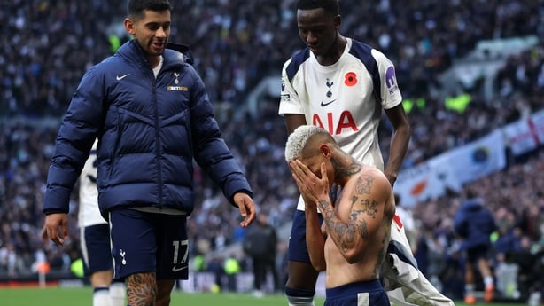 LONDON, ENGLAND - NOVEMBER 08: Richarlison of Tottenham Hotspur celebrates scoring his team's second goal with teammates Pape Sarr and Cristian Romero during the Premier League match between Tottenham Hotspur and Manchester United at the Tottenham Hotspur Stadium on November 08, 2025 in London, Engl