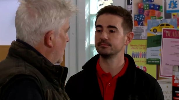 Fergal feigns ignorance when Tommy asks about a dodgy box
