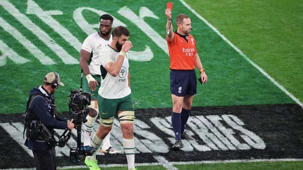 PARIS, FRANCE - NOVEMBER 08: Lood De Jager #5 of Team South Africa receive a red card by referee, Angus Gardner during the Autumn Nations Series 2025 match between France and South Africa at Stade de France on November 08, 2025 in Paris, France. (Photo by Xavier Laine/Getty Images)