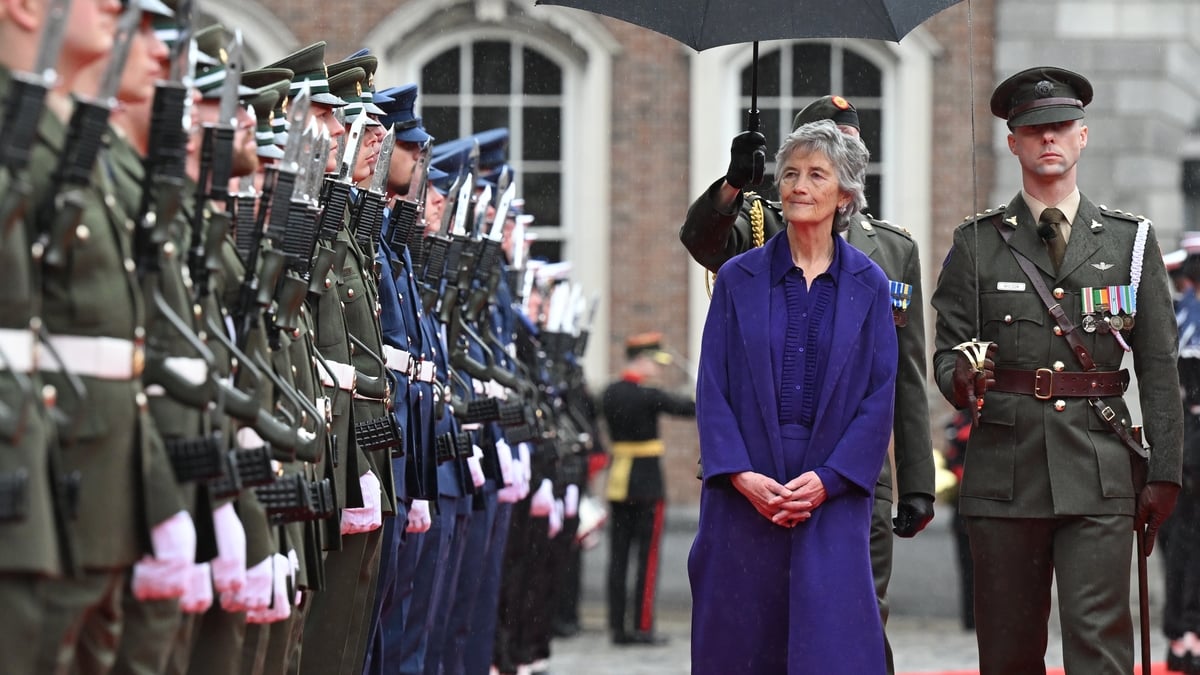 Tús Áite: Catherine Connolly insealbhaithe mar an 10ú Uachtarán na hÉireann