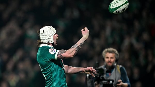 15 November 2025; Mack Hansen of Ireland celebrates after scoring his side's first try during the Quilter Nations Series 2025 match between Ireland and Australia at the Aviva Stadium in Dublin. Photo by Ramsey Cardy/Sportsfile