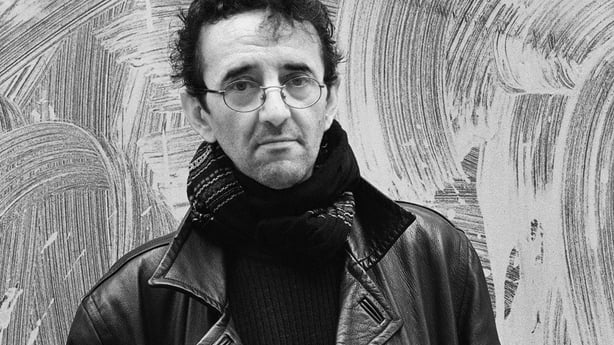 Le poète et romancier chilien Roberto Bolano, 21 mars 2003, Paris, France. (Photo by Raphael GAILLARDE/Gamma-Rapho via Getty Images)