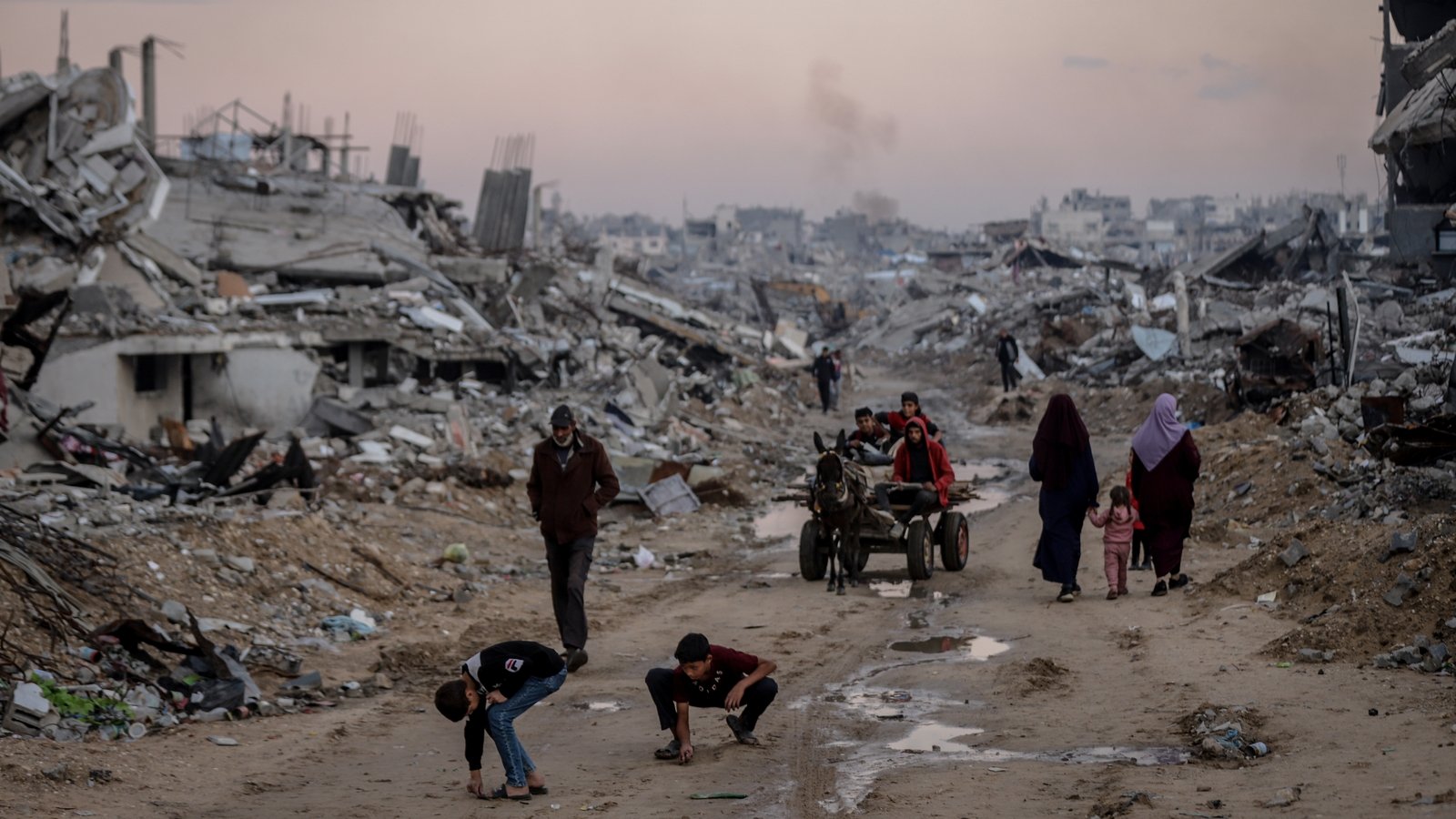 UN set to vote on international force for Gaza