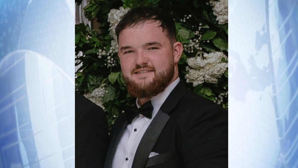 Hundreds gather in Co Meath for the funeral of Alan McCluskey 