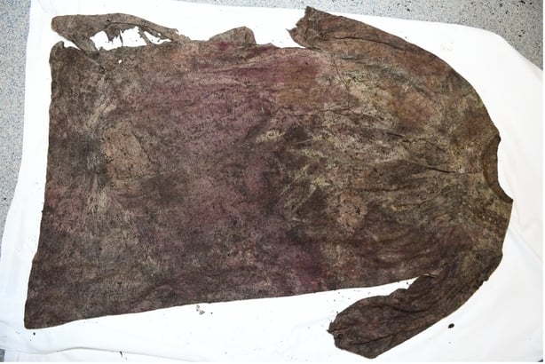 Night Dress, evidence