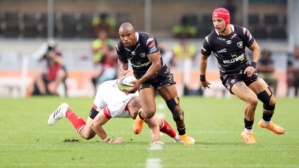 DURBAN, SOUTH AFRICA - OCTOBER 18: Makazole Mapimpi of the Hollywoodbets Sharks in action during the United Rugby Championship match between Hollywoodbets Sharks and Ulster at Hollywoodbets Kings Park Stadium on October 18, 2025 in Durban, South Africa. (Photo by Steve Haag Sports/Gallo Images/Getty