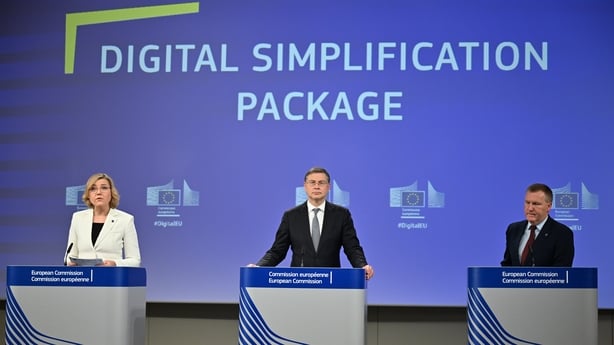 Henna Virkkunen (L), executive vice-president of the European Commission for tech sovereignty, security and democracy, Valdis Dombrovskis (C), EU Commissioner for Economy and Efficiency, Implementation and Simplification and European Commissioner for Democracy, Justice, the Rule of Law and Consumer 