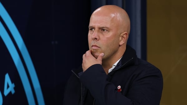 MANCHESTER, ENGLAND - NOVEMBER 09: Arne Slot, Manager of Liverpool, looks on during the Premier League match between Manchester City and Liverpool at Etihad Stadium on November 09, 2025 in Manchester, England. (Photo by Michael Regan/Getty Images)