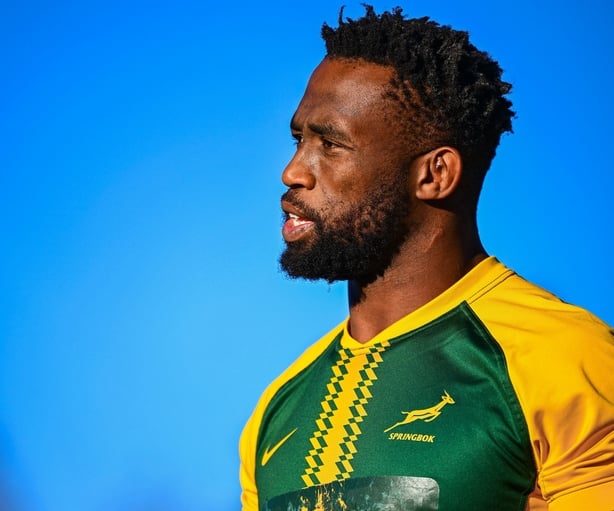 19 November 2025; Siya Kolisi during a South Africa squad training at UCD Bowl in Belfield, Dublin. Photo by Shauna Clinton/Sportsfile
