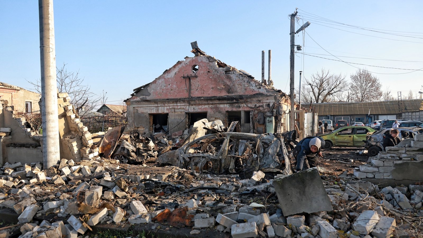 US President Donald Trump urged Ukraine to accept his administration's plan aimed at ending the war with Russia by ceding territory, saying his counterpart in Ukraine will "have to like it."