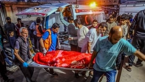 Dublin Surgeon refused entry to Gaza show image