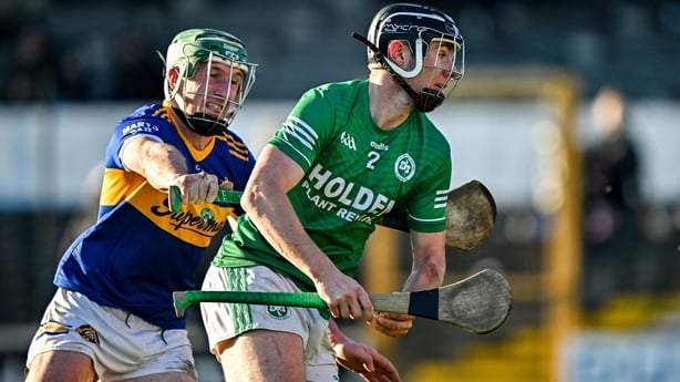 23 November 2025; Killian Corcoran of Shamrocks Ballyhale in action against Willie Dunphy of Clough Ballacolla during the AIB Leinster GAA Hurling Senior Club Championship semi-final match between Shamrocks Ballyhale and Clough Ballacolla at UPMC Nowlan Park in Kilkenny. Photo by Sam Barnes/Sportsfi