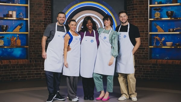 (L-R) Jamie Lomas, Michelle Heaton, Jaki Graham, Dawn O'Porter, and Chris Hughes in the Celebrity MasterChef kitchen