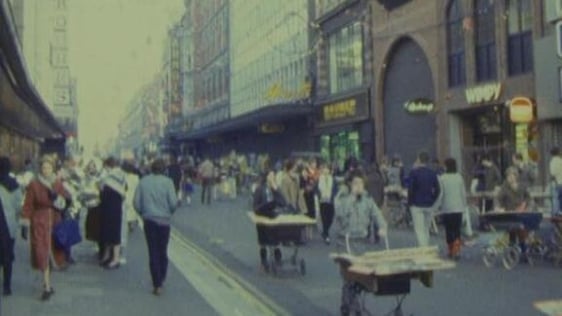 Christmas Shopping Begins