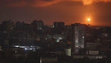Explosions light up Kyiv sky as Russia attacks Ukrainian capital