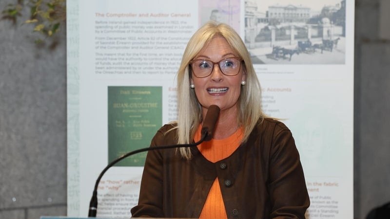 Ceann Comhaile Verona Murphy addressed the event