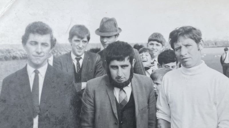 Tim Hayes with his brother in Monamolin surrounded by the organisers (Pic: Mattie O Loughlin)