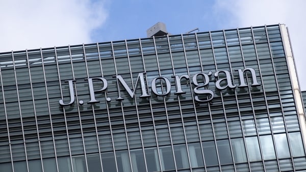 Image of an office building with the JP Morgan logo on it