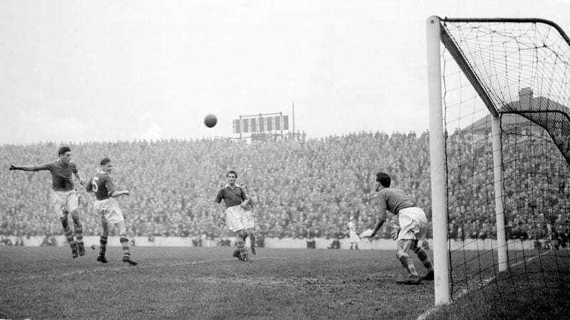 Liverpool losing 3-1 to Cardiff in November 1953