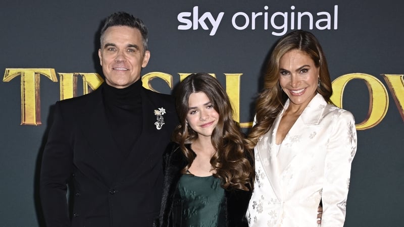Robbie Williams, Teddy Williams and Ayda Field Williams pictured on the red carpet