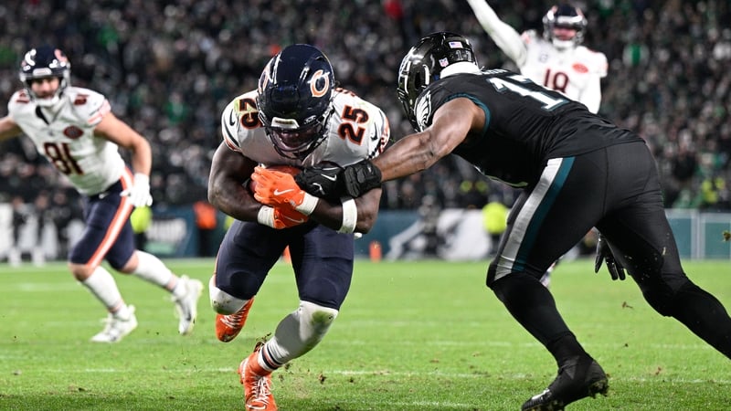 Kyle Monangai runs for a Chicago Bears touchdown