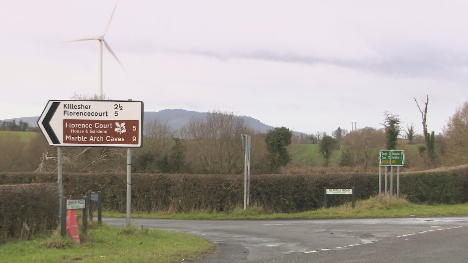 Police are investigating a serious road traffic crash in Co Fermanagh in which it is understood there have been a number of fatalities.