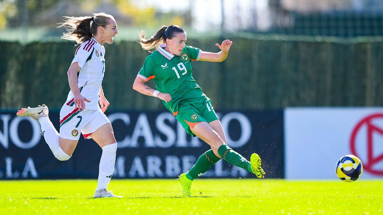 Larkin stars as Ireland prove too strong for Hungary