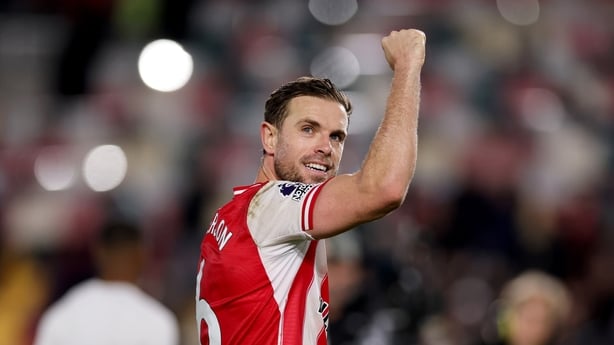 BRENTFORD, ENGLAND - NOVEMBER 29: Jordan Henderson of Brentford celebrates following the team's victory during the Premier League match between Brentford and Burnley at Brentford Community Stadium on November 29, 2025 in Brentford, England. (Photo by Ryan Pierse/Getty Images)