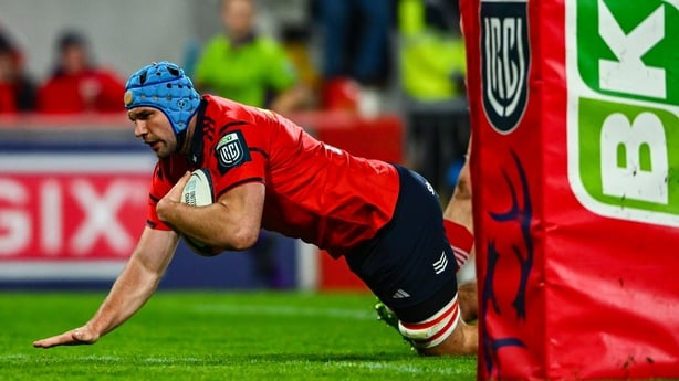 29 November 2025; Tadhg Beirne of Munster scores his side's first try during the United Rugby Championship match between Munster and DHL Stormers at Thomond Park in Limerick. Photo by Shauna Clinton/Sportsfile